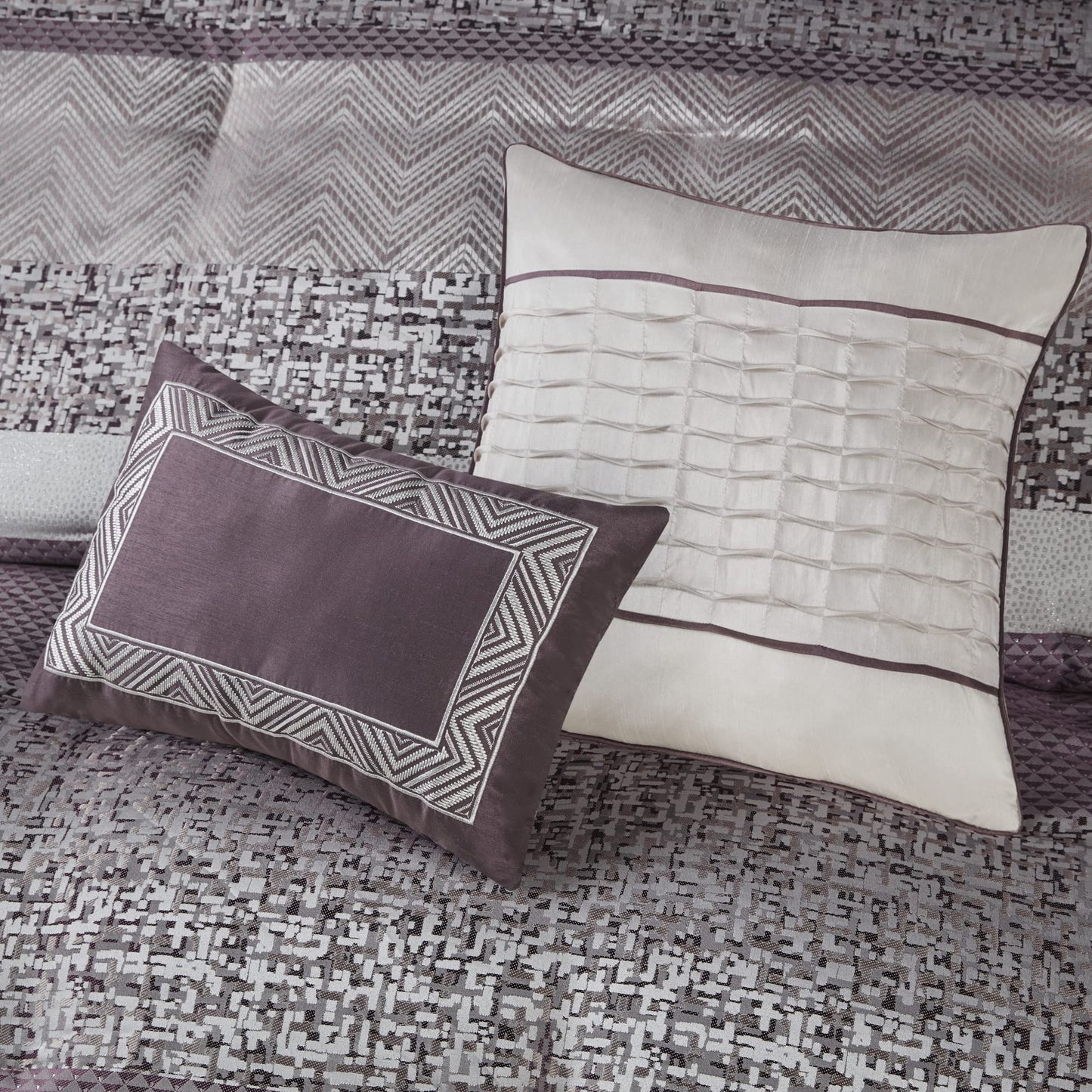 Madison Park Luxury Comforter Set, Purple - King